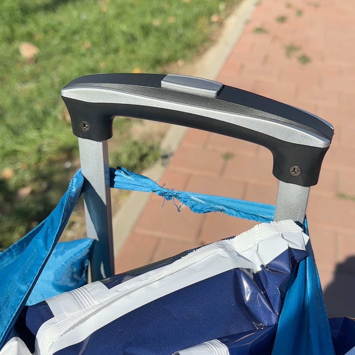 Відчуваю тебе, друже торба