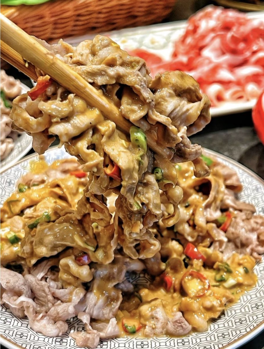xiaojvzi1995's tweet photo. 秋天是吃羊肉的季节！#美食 https://t.co/wyzQnVkz1D