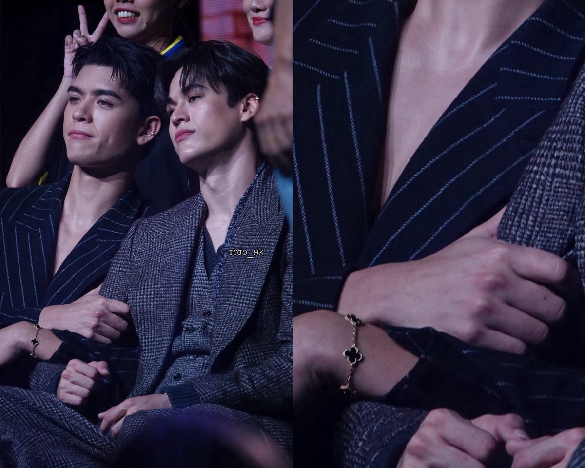 JannyyyJG's tweet image. ควงเเขนพร้อมกำไรดอกไม้สีดำที่เตะตาสุดๆ☺️

JOSSGAWIN INVINCIBLE 

#JossGawinFancon