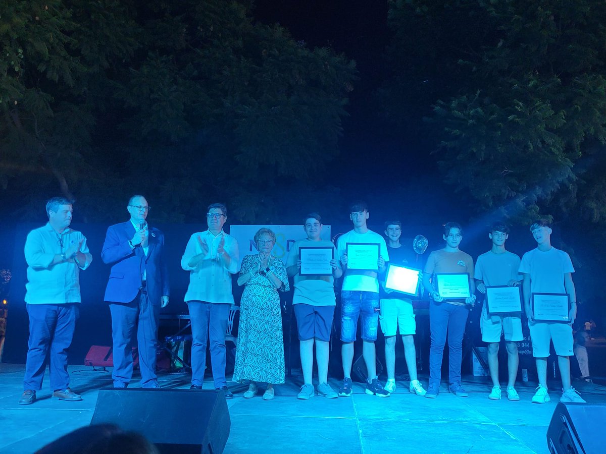 Ya ha dado su pistoletazo de salida la #VeláBermejales25. Un fin de semana pleno de actividades para todos los públicos.

Días de disfrute y de convivencia vecinal en una cita que ya se ha convertido en imprescindible para el calendario del <a href="/DtoBellaPalmera/">Distrito Bellavista-La Palmera (Sevilla)</a>.