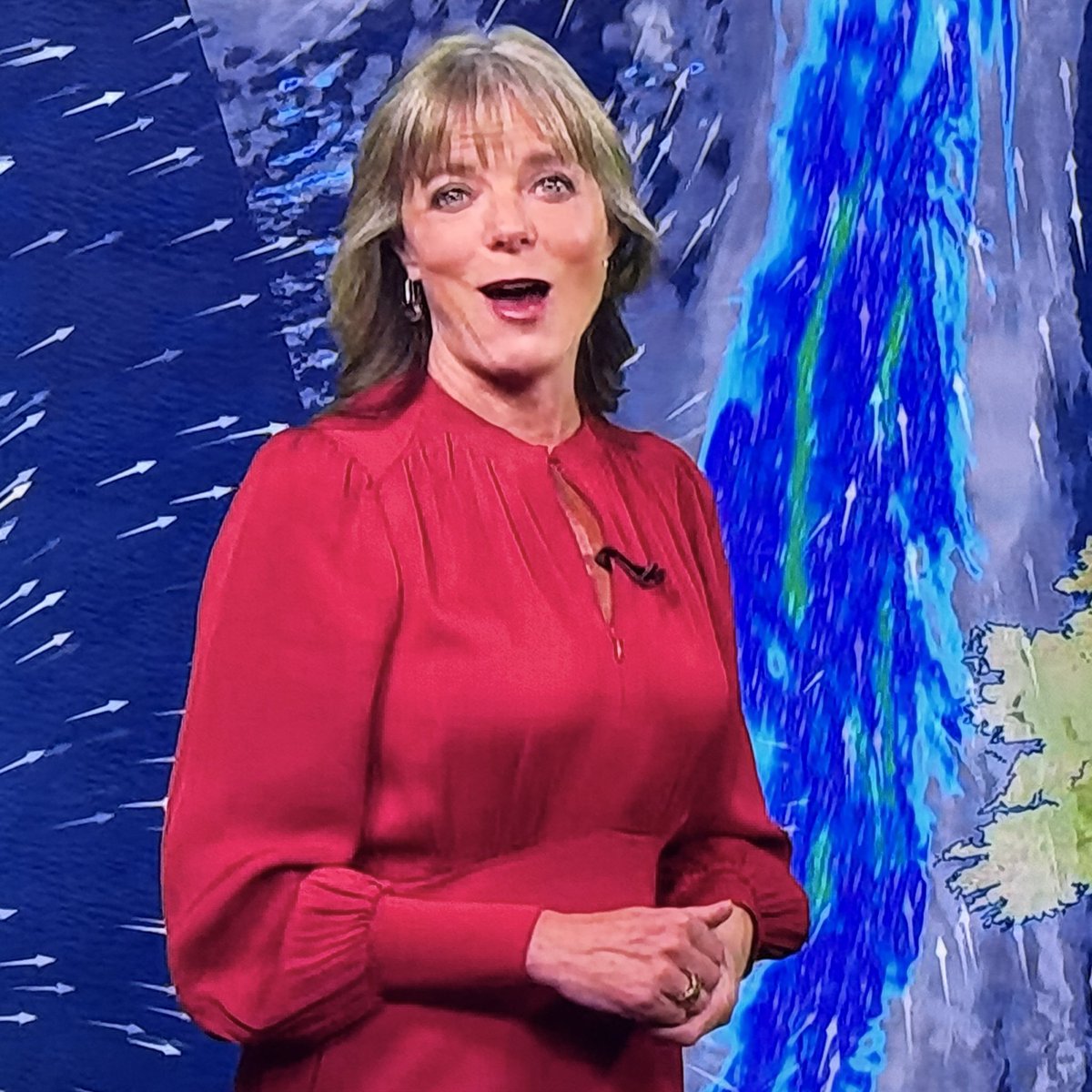 raymach1's tweet image. Louise Lear

#LouiseLear
#BBCWeather
#Pose