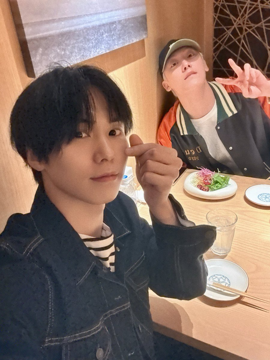 ASTRO Blue Frame リリースイベント　ムンビン ASTRO Blue Frame リリースイベント ムンビン ASTRO Blue Frame