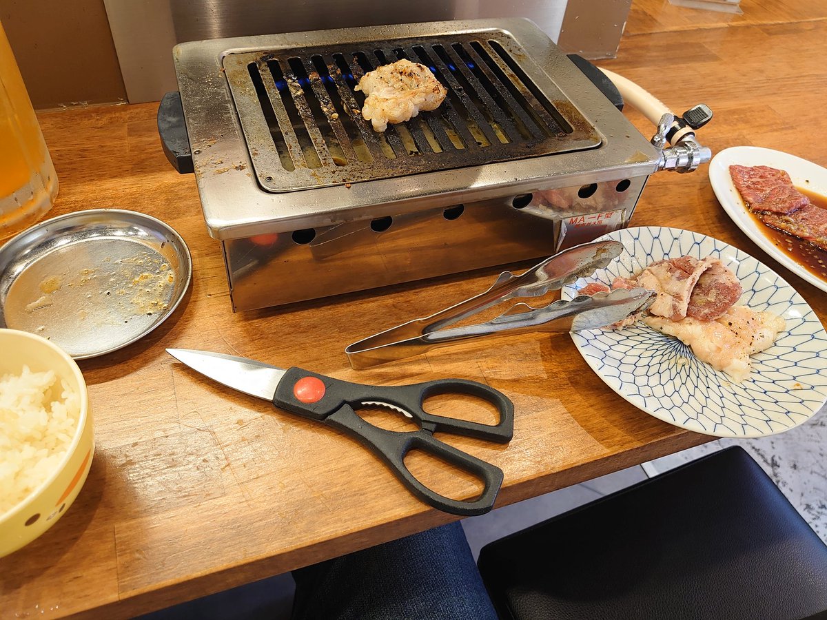 ALEX12GODDESS's tweet photo. 美味しいホルモン屋を見つけました。
カルビは柔らかいし旨い。
ホルモンは噛み切れないような肉ではなく、旨みもたっぷり。
リピートしたくなりました。
#深川ホルモン蔵 https://t.co/xVGkoF6GNf
