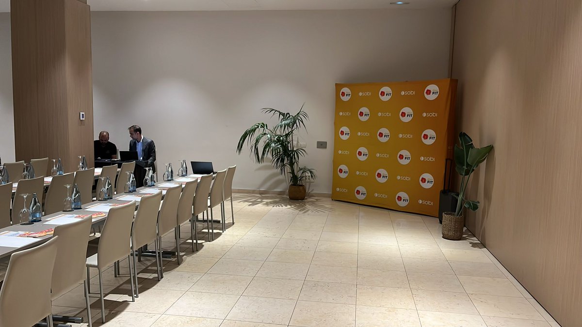 ¡Es el día! 🚀 Ya estamos en La Laguna para hablar de #hemofilia con <a href="/AHETE_/">AHETE</a> en un nuevo #DebateConElExperto.  

Profundizaremos en temas como preparación para cirugías, salud articular, planificación familiar y mucho más <a href="/hemofiliamadrid/">Ashemadrid</a>.

#LiberateLife #EERR #MoviéndonosJuntos