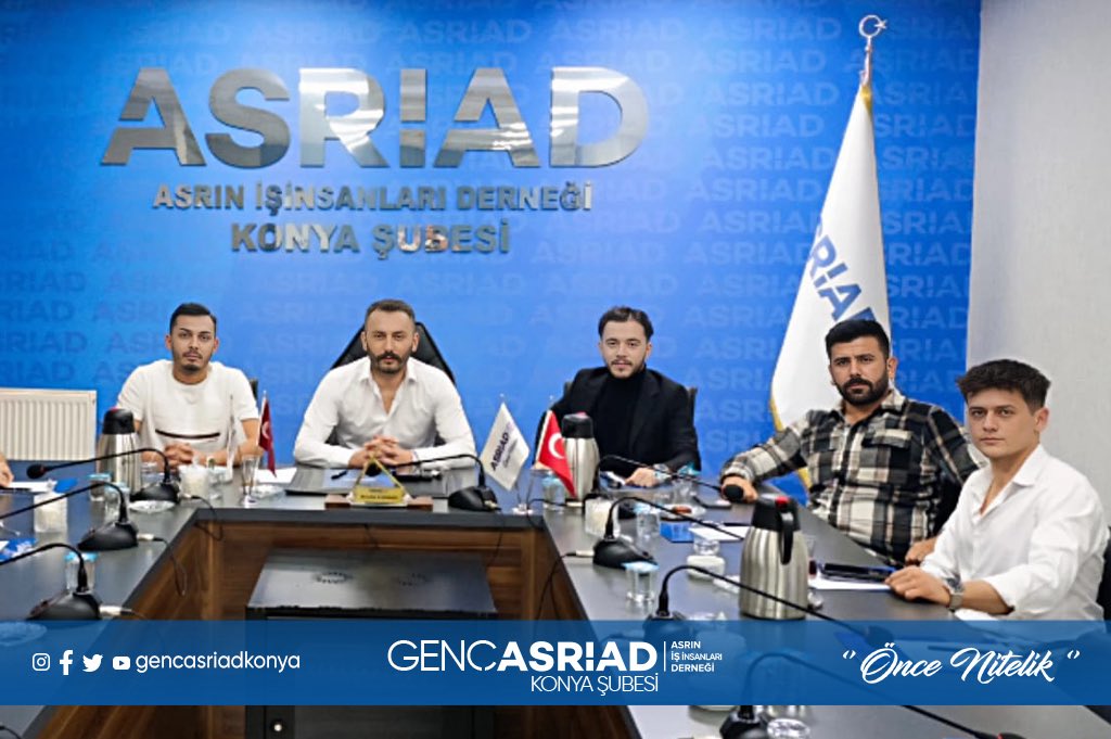 AsriadGenc's tweet photo. Genç Asriad Konya Şubesi Haftalık Rutin Yönetim Toplantısını Gerçekleştirdi.

#gencasriad #asrınişadamlarıderneği #öncenitelik #asriadkonya #konya #iş #işadamları #konyaasriad https://t.co/ZYdktORGgm