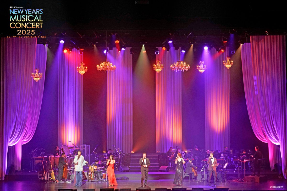 ／
【先行販売中】前回、前々回ともSOLD OUT！ご予約はお早めに✨
＼

ミュージカルの本場ロンドンで『オペラ座の怪人』と『レ・ミゼラブル』両作で主役を演じた #ジョン・ロビンス が待望の再来日！圧巻の歌声にご期待ください！

舞台写真：前回公演より

チケットはコチラ👉mybun.jp/26_nymc/