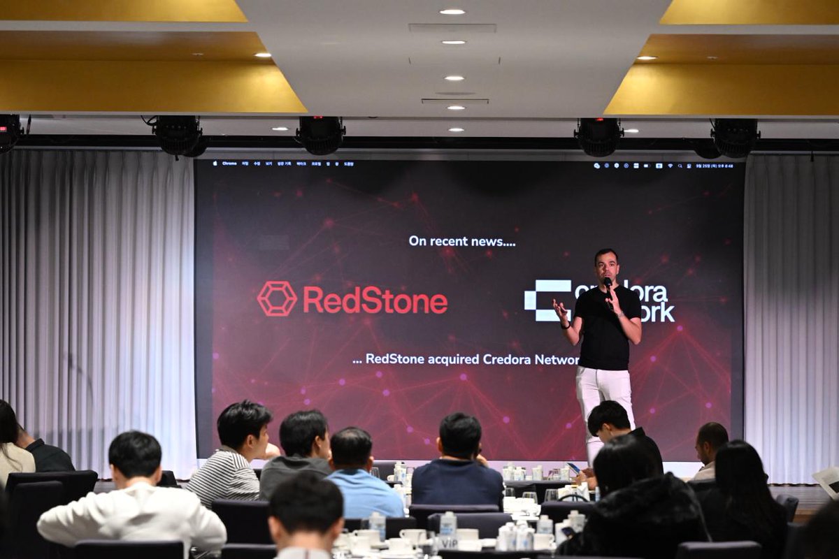0xundefined_'s tweet image. @YuvalRooz , Co-Founder &amp;amp; CEO at @digitalassetcom @mkmassari , Strategic Advisor at @redstone_defi @grahamfergs , Head of Ecosystem at @Securitize @bchan8938 , Deputy COO at @animocabrands @ChundaMcCain , Co-Founder at @paxoslabs 
@thePalenimbus , Co-Founder at @hyperlane…