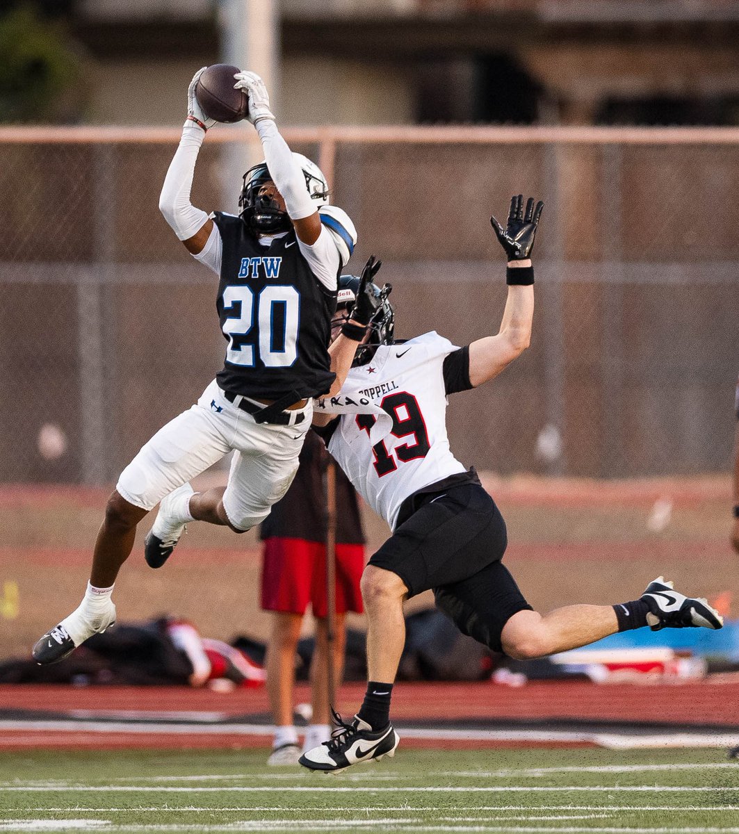 Miles06_'s tweet image. 4 games in for @HebronFootball / @HebronFBBooster