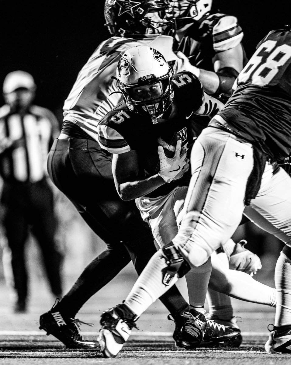 Miles06_'s tweet image. In B&amp;amp;W