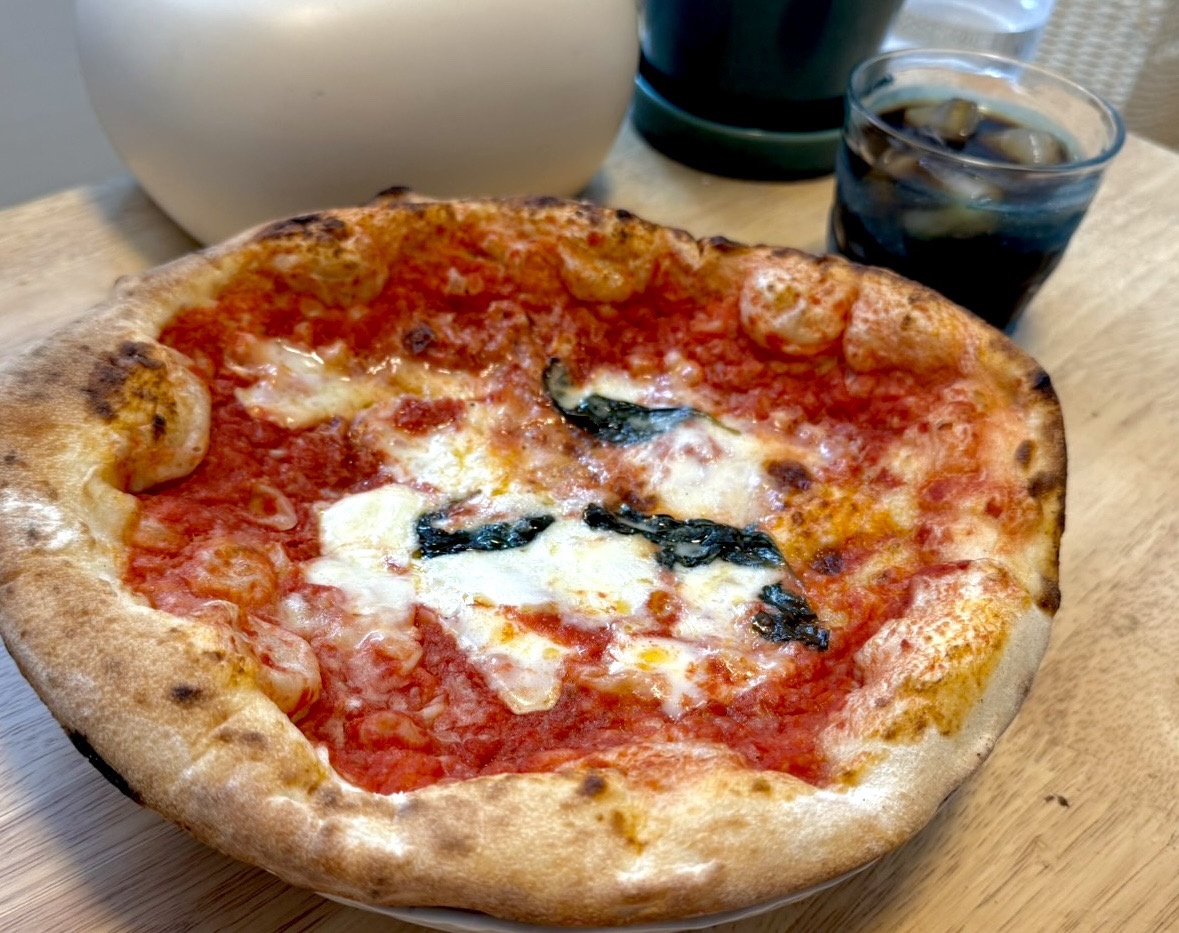 furunavi_PR's tweet image. 塩竈市のピザ🍕にふるさと納税したんだけど、フライパンで温めるだけだから、オーブンがなくてもカリカリ食感でお店の味～～～！！

ご飯作るのちょっとめんどくさいなっていう日にもピッタリです_(:3」∠)_

#ふるさと納税 #宮城県塩竈市