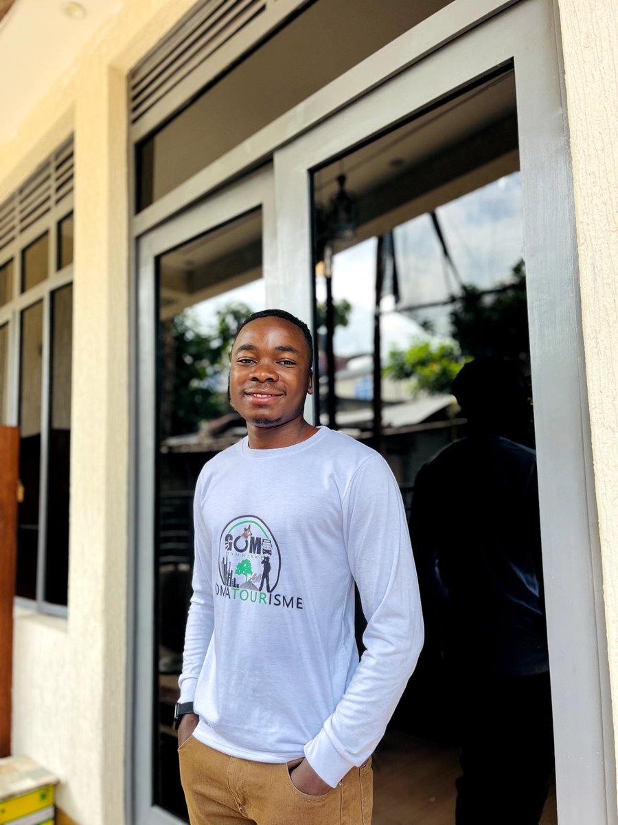 SethTsongo7226's tweet image. *"🌍 Aujourd'hui, c'est la Journée Mondiale du Tourisme ! Une occasion parfaite pour célébrer la richesse des cultures, la beauté des paysages et les rencontres qui élargissent nos horizons. Où vous emmènera votre prochain voyage ? ✈️ #JournéeMondialeDuTourisme #IstouGOMA