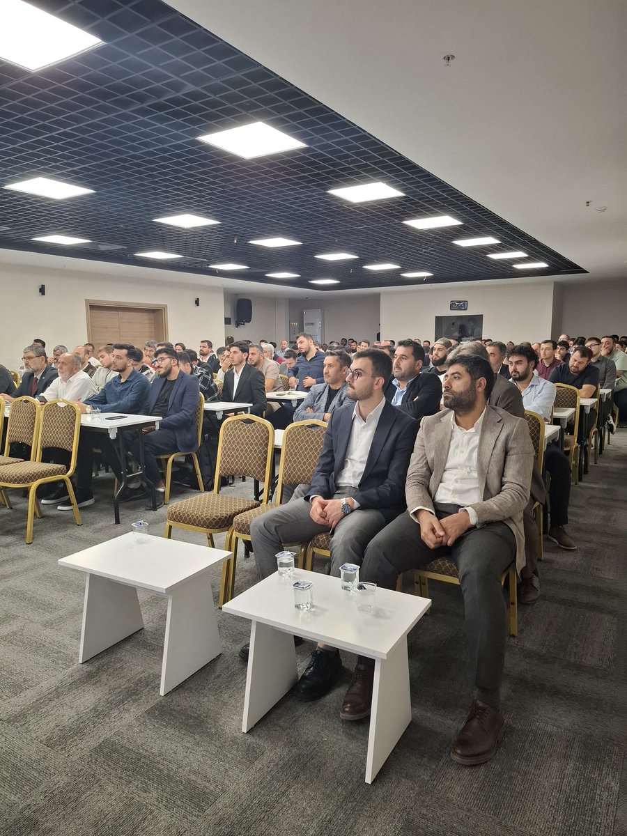 📌 Şube Ortaokul Komisyon Başkanları Toplantısı

Toplantımız Genel Başkanımızın Açılış Konuşmalarıyla Başladı.

#AğacınKöküEminEllerde