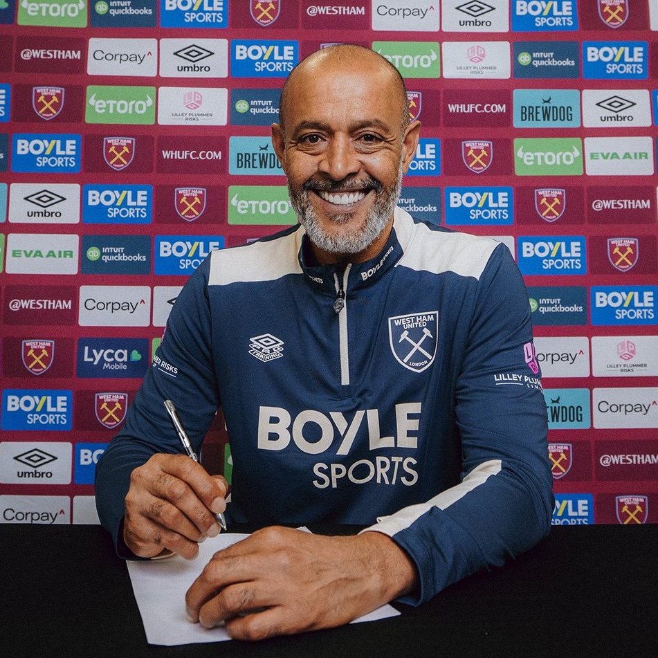 🚨 𝗢𝗙𝗙𝗜𝗖𝗜𝗘𝗟❗️

Moins d'un mois après son départ de Nottingham Forest, Nuno Espírito Santo remplace Graham Potter à West Ham signant un contrat de 3 ans. 🇵🇹✍️

Arrivera-t-il à faire sortir les Hammers de la zone rouge ?

[<a href="/WestHam/">West Ham United</a>]