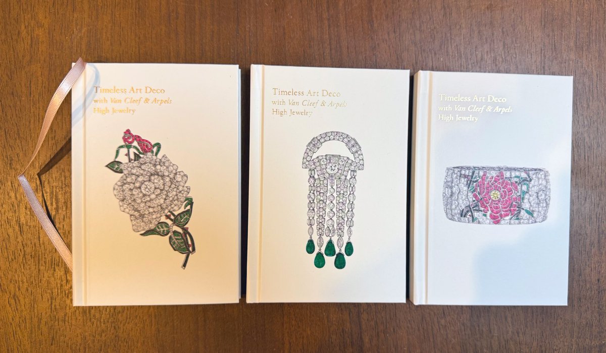 Van Cleef & Arpels アートブック すやり霞 on X