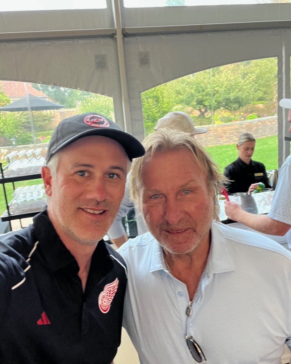 The Detroit Red Wings Alumni were honored to join the Ted Lindsay Charity Golf Outing on September 9 ⛳️🏒 Grateful to support such an amazing cause ❤️ #RedWingsAlumni #Hockeytown #TedLindsayFoundation #GolfForACause