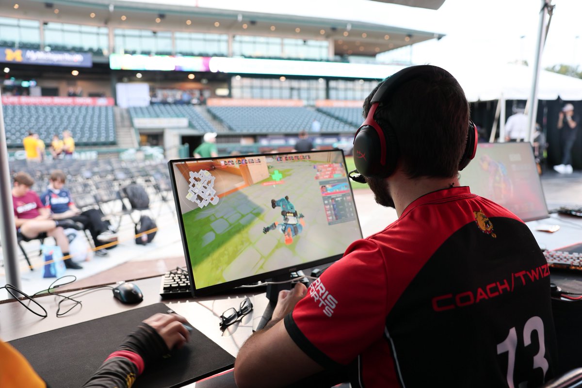 Field of Frames Fest tweet media