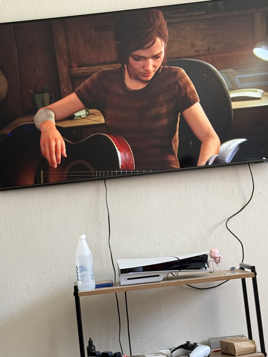 Pra quem tem psn, the last está no catálogo!! Essa obra de arte está impecável!! 
#ps5