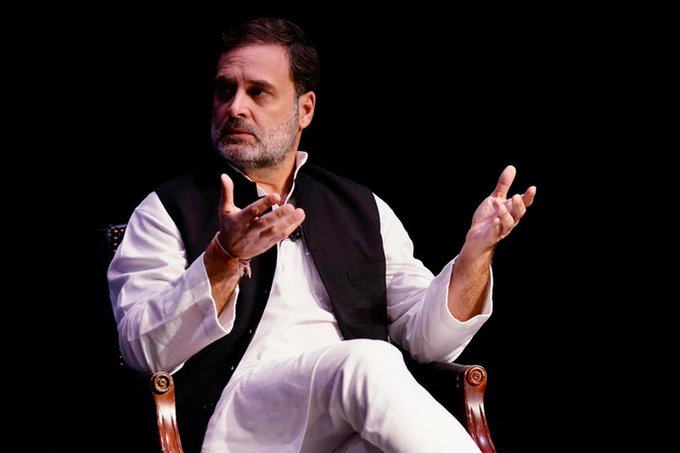 नेता विपक्ष के रूप में <a href="/RahulGandhi/">Rahul Gandhi</a> को 10 में से कितने नंबर देंगे आप ❓

लिखिए और नंबर दीजिए ✍️