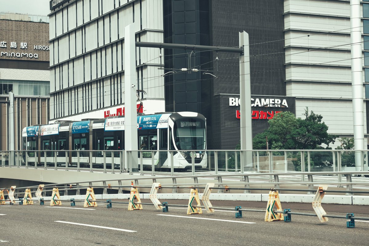 qDnMGL1nipJPGoI's tweet image. 広島を切り抜く。
#streetphotography