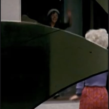 Did you know that The Good Life actress Penelope Keith was set to appear in Carry On Doctor (1967), but her scene was cut?

However, you can catch a fleeting glimpse of Keith just as Barbara Windsor’s scene with Peter Gilmore changes to the next shot. #CarryOnFilms