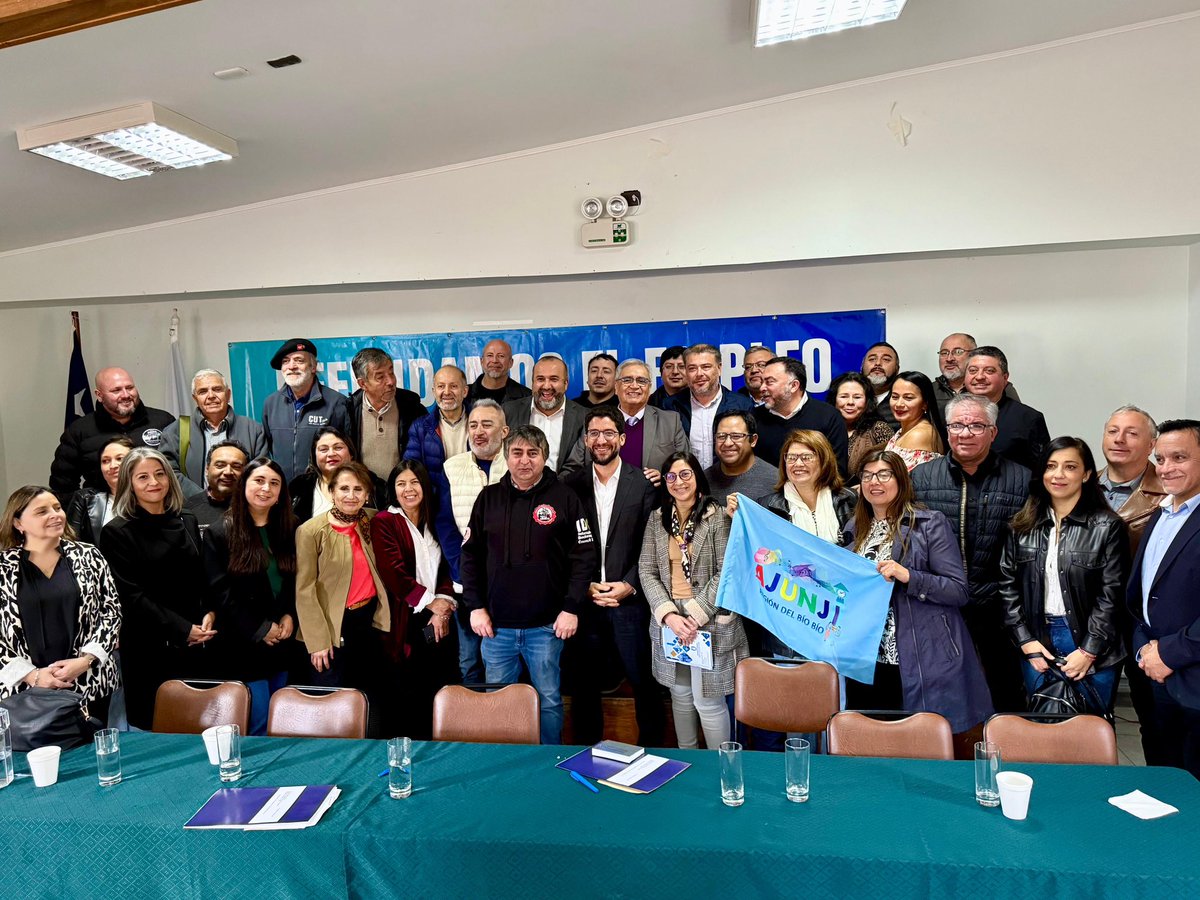 Hoy conmemoramos el día de la dirigenta y el dirigente sindical. Reconocemos su labor por defender, garantizar y avanzar en los derechos laborales de trabajadoras y trabajadores, buscando una distribución justa de la riqueza, y haciendo de Chile un país más equitativo.