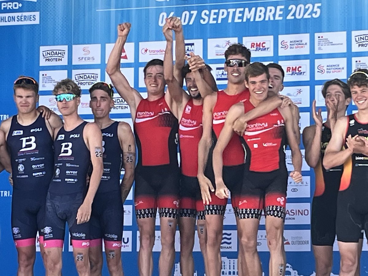 JARNIGONM's tweet photo. Cabourg : Pontivy triathlon vainqueur par équipes devient champion de France D2 !Et monte en D1 !De plus Étienne Leroux remporte l’étape!Félicitations à tous ! ⁦@Pontivy_Journal⁩ ⁦⁩ ⁦@sports_ouest⁩ ⁦@TelegrammePondi⁩ ⁦⁦@regionbretagne⁩⁦ https://t.co/DAL9lLlTzW
