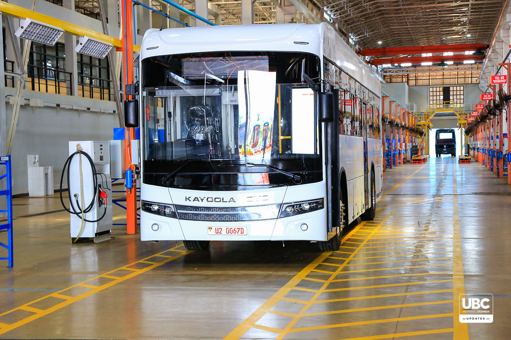 MarthaByabagamb's tweet photo. With the #KayoolaEVS electric buses,#KayoolaCoaches, and a future hybrid SUV, Uganda is ready to scale production from 2,500 to 10,000 vehicles annually. This milestone supports our Net-Zero 2050 goal and positions Uganda as a leader in Africaโs green mobility revolution. https://t.co/5tUpMPg6XM