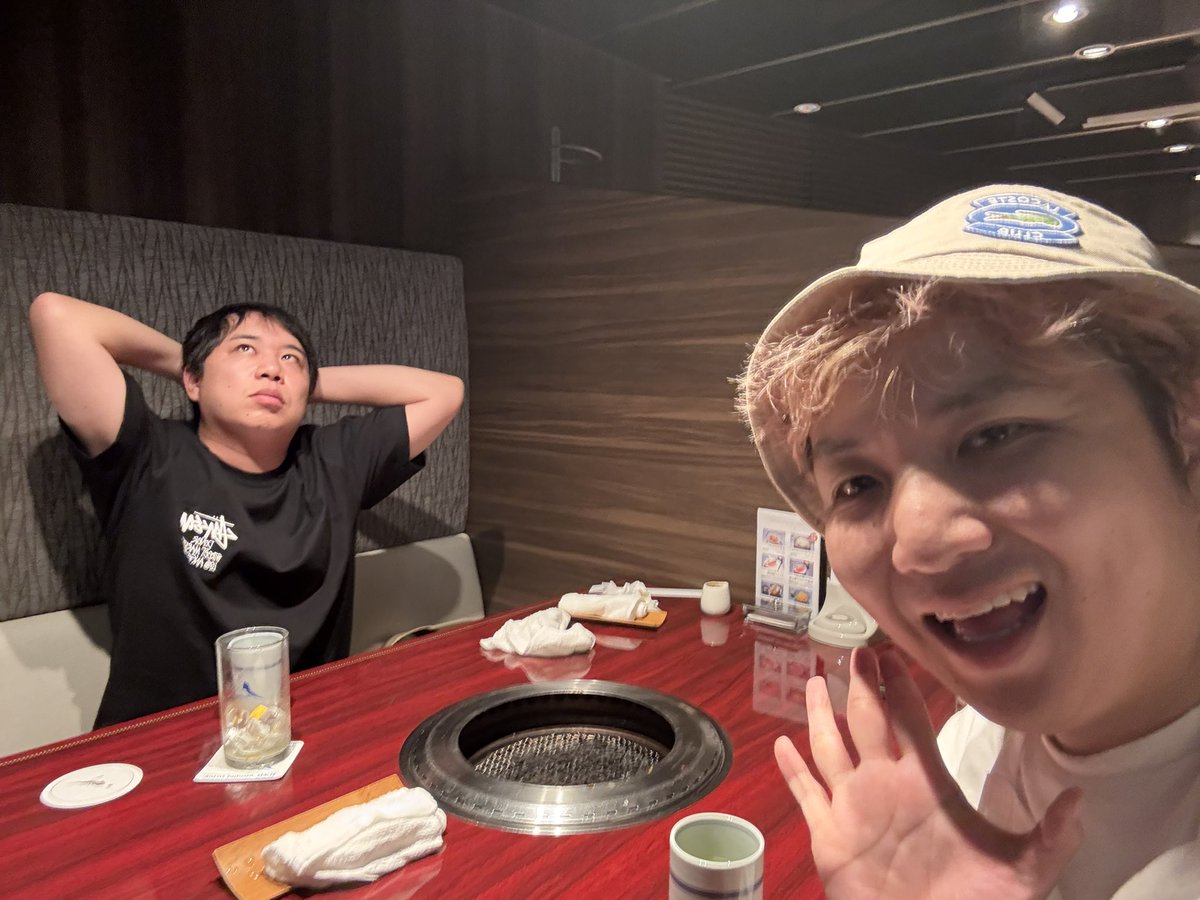 せいやさんが退院祝いで叙々苑に連れてってくれました！㊗️🎉

入院した時も真っ先に「大丈夫か？」と連絡をくれて、叙々苑でも「好きなの頼んでいいよ」と常に優しい背中を見せ続けてくれます❤️

せいやさんの為にも売れたいと思いました😋🌈