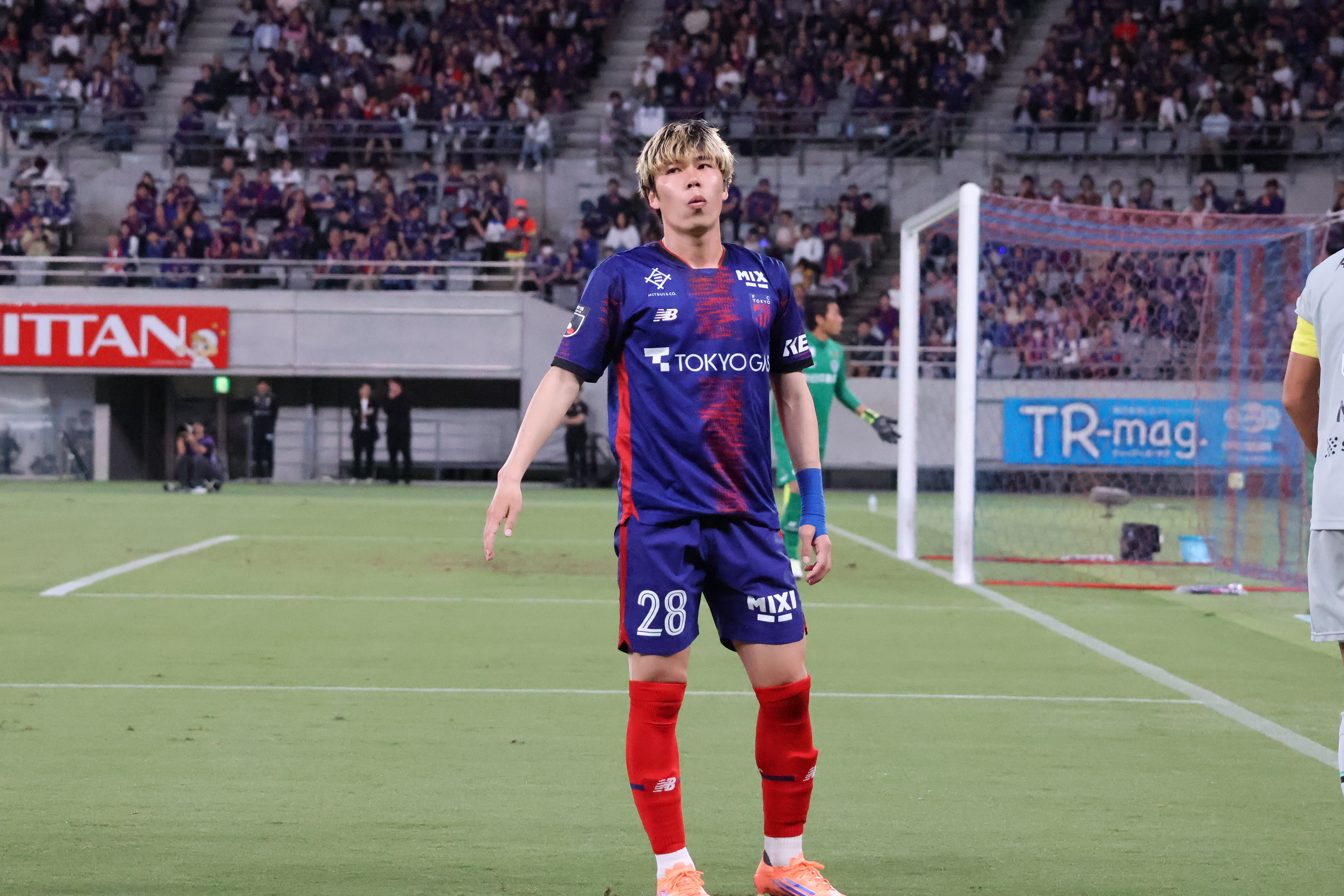 FC東京 野澤零温選手 サイン入りスパイク FC東京 野澤零温選手 サイン入りスパイク