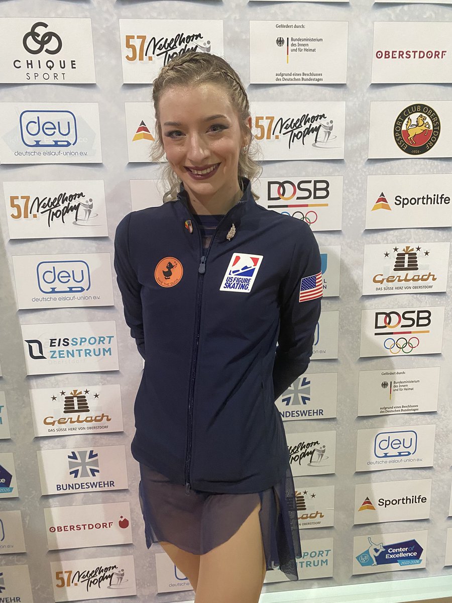 Golden Skate tweet media