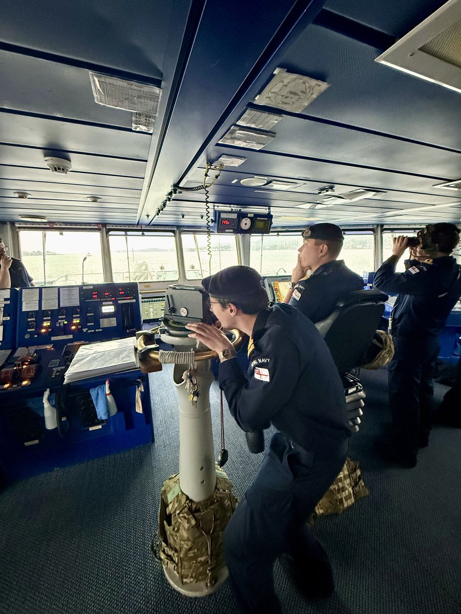 hms_mersey's tweet photo. Off to sea once more, and though the weather may be overcast, our energy is high as we continue to build our capabilities and grow the next generation of ship drivers and navigators! π π«‘ π§ββοΈ
#Growingthenextgeneration @RoyalNavy #BetterNeverStops https://t.co/qo6OiwyPMB