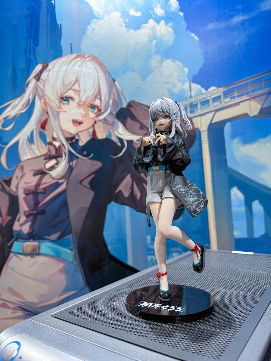 東京ゲームショウ BenQブースに猫麦とろろフィギュアあったーーー