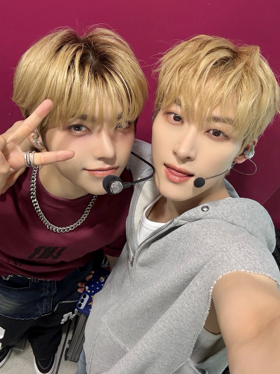 at_ALL_H_OURS's tweet image. [#유민]
음중도 마무리♥️

#ALL_H_OURS #올아워즈
#YOUMIN #유민