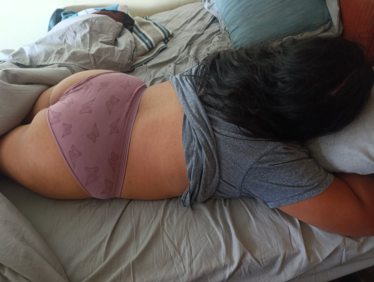 darieri84306's tweet photo. No quiere levantarse 🙈🙈
Sera de darle su mañanero 🥵🥵🥵 https://t.co/i2VtgN1Qys