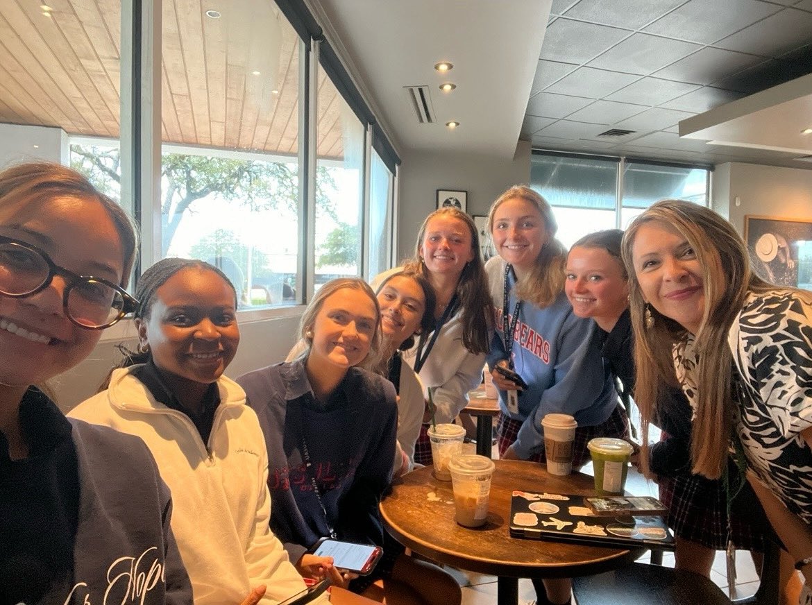 We loved meeting our Ursuline volunteers! 💚💙 We meet Hockaday volunteers next week! Thanks <a href="/unitedtolearn/">United to Learn</a> for your continued support!