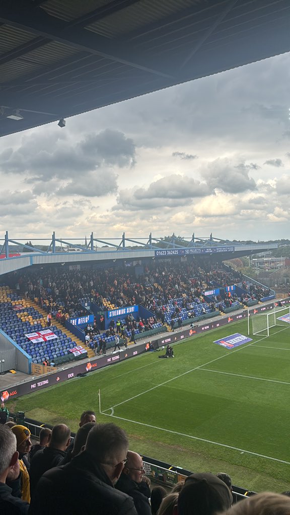 mtfcbilly's tweet image. Shit support my lord #RUFC