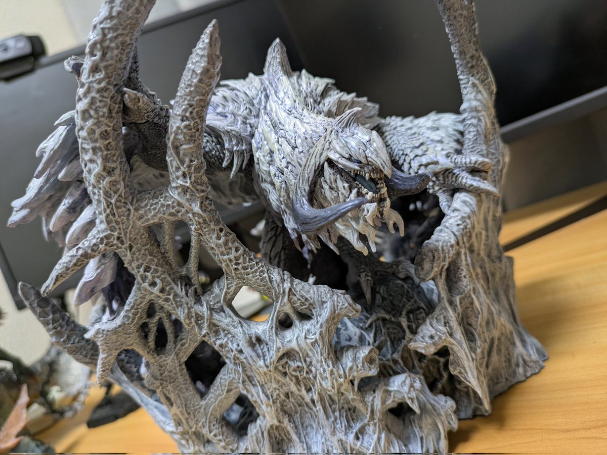 ThreeBeaks tweet media