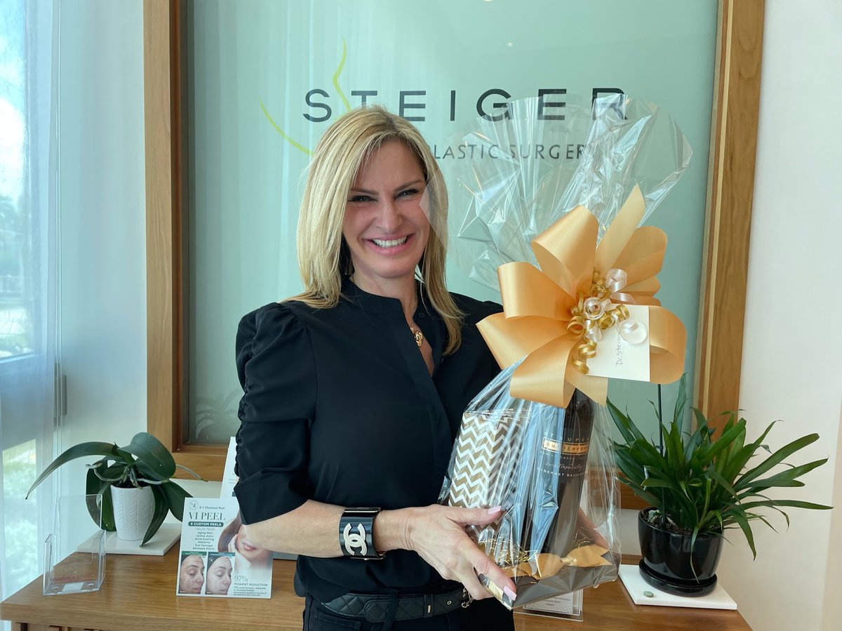 We are so grateful for our wonderful patients who brighten our day in more ways than one. Your thoughtful gifts remind us how much you trust and appreciate our team—we truly cherish each one of you. Thank you for making our work so rewarding! 

#AgedWithPerfection