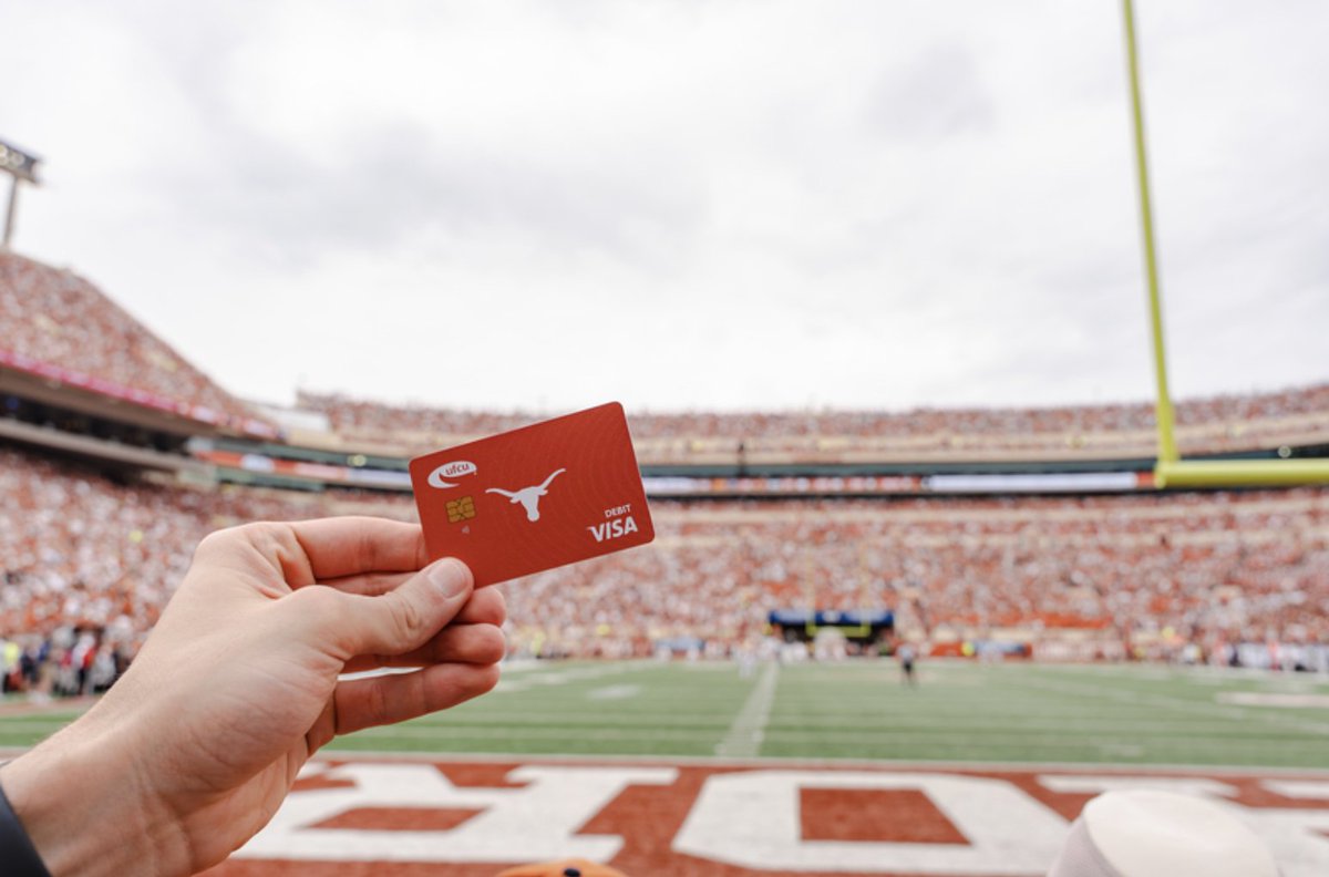 Bye week feels. No game, but always repping the card and the colors. 🤘
#HookEm