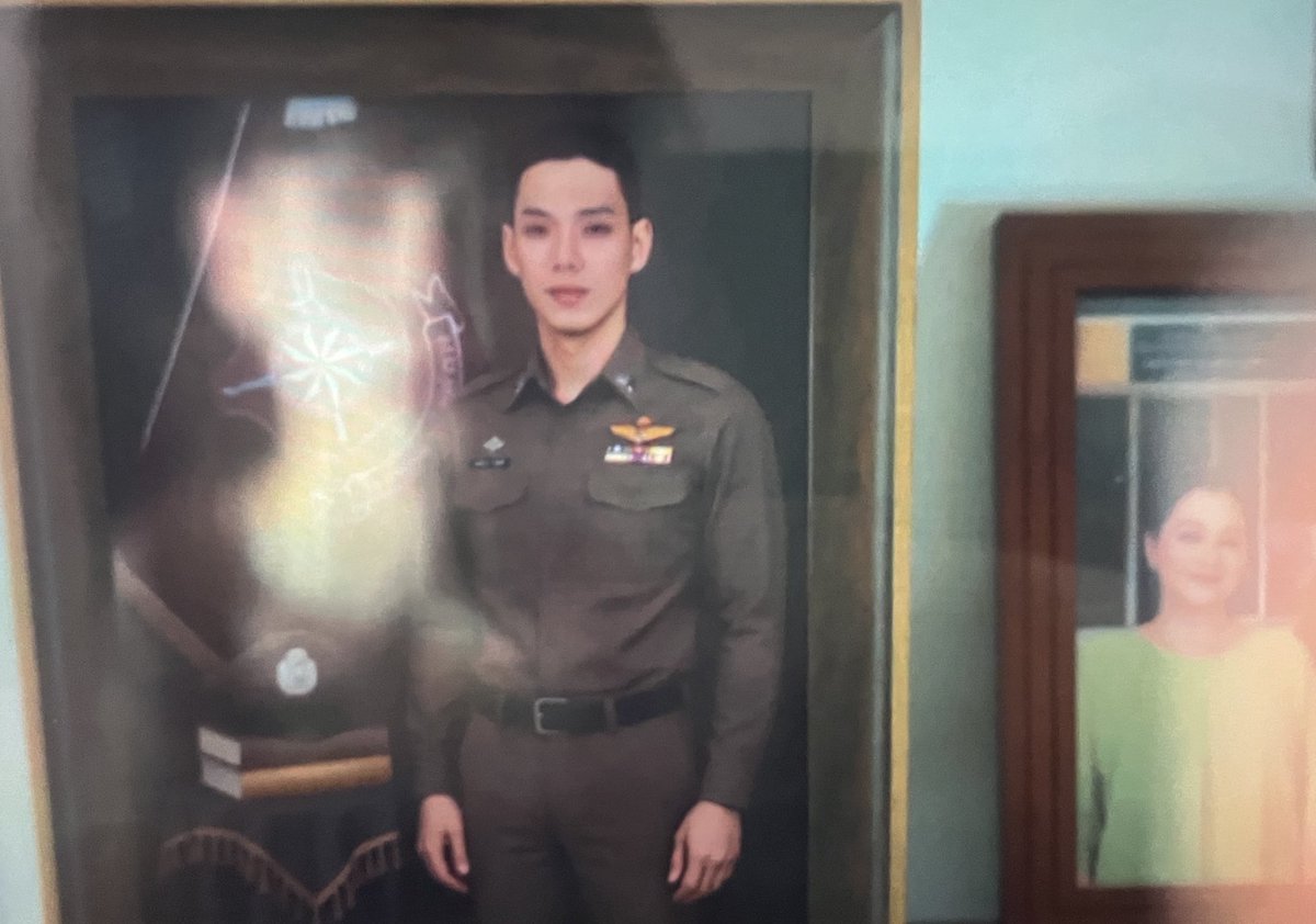 พตอ = พลตำรวจเอก

THE WICKED GAME EP1
#เกมรักลวงEP1