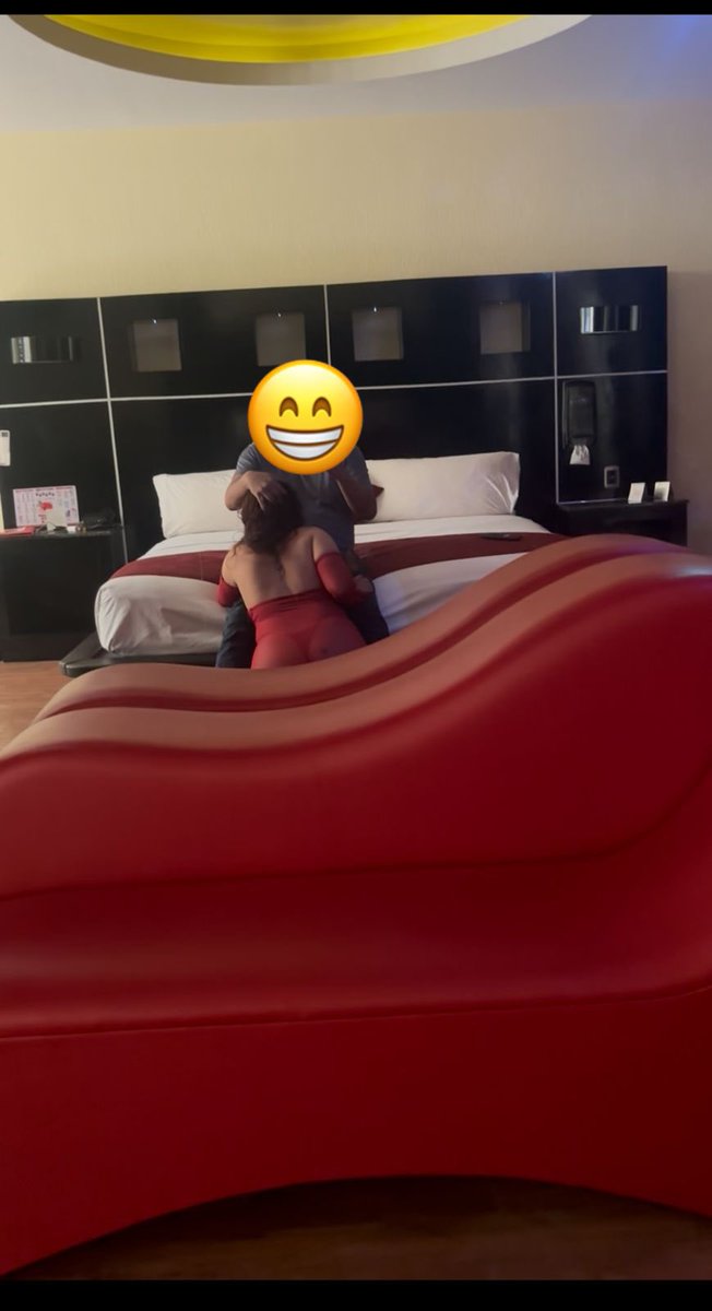 Buscamos chica para un trío o un intercambio 🤭
Para hoy !!! 🙂‍↔️