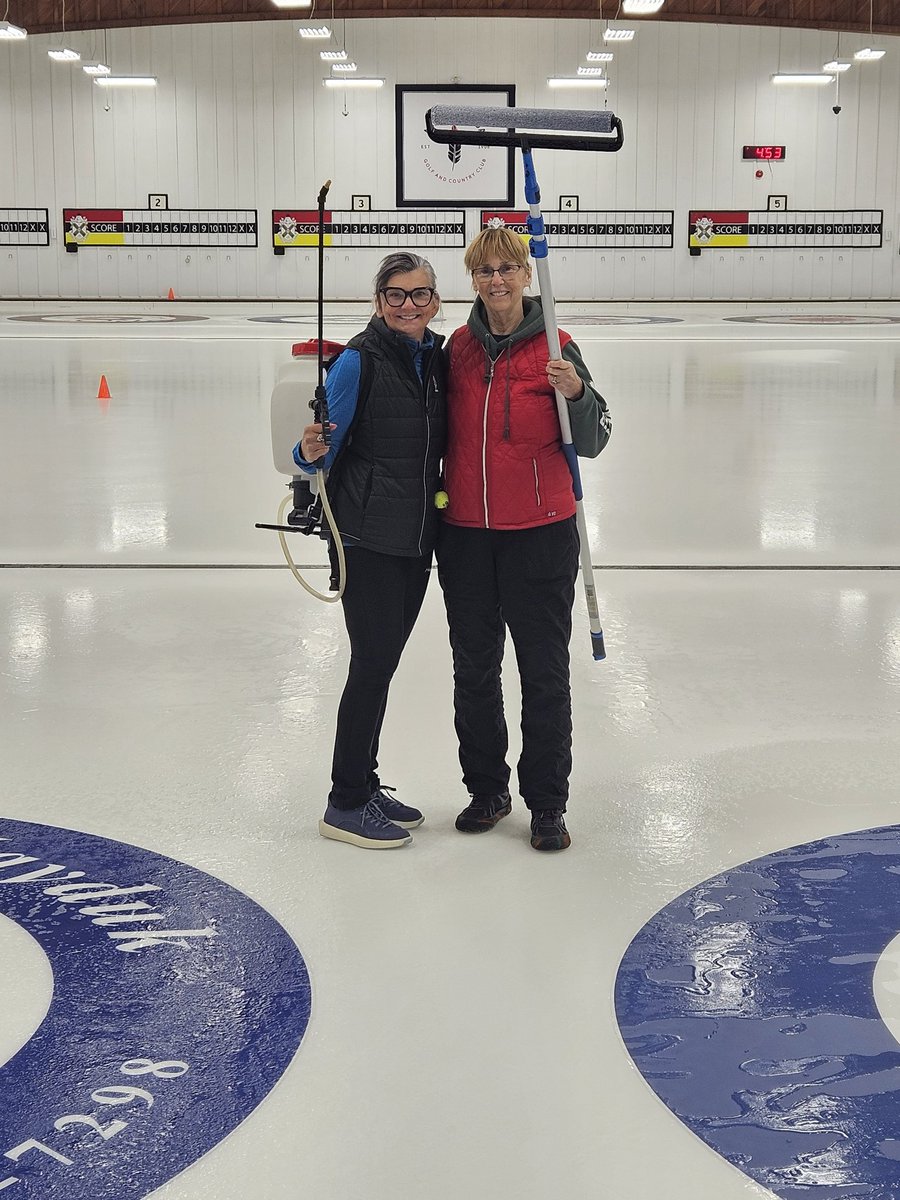 Yesterday <a href="/Mississauguagcc/">The Mississaugua Golf and Country Club</a> we went from a blank canvas to looking like a curling rink!
Thanks <a href="/janarama39/">Janet Jesty-Murphy</a> and <a href="/bugshotblue/">Skipper</a> for lending a hand!
#Teamwork
#lifeasanicetech
#grindtime
#letsgo