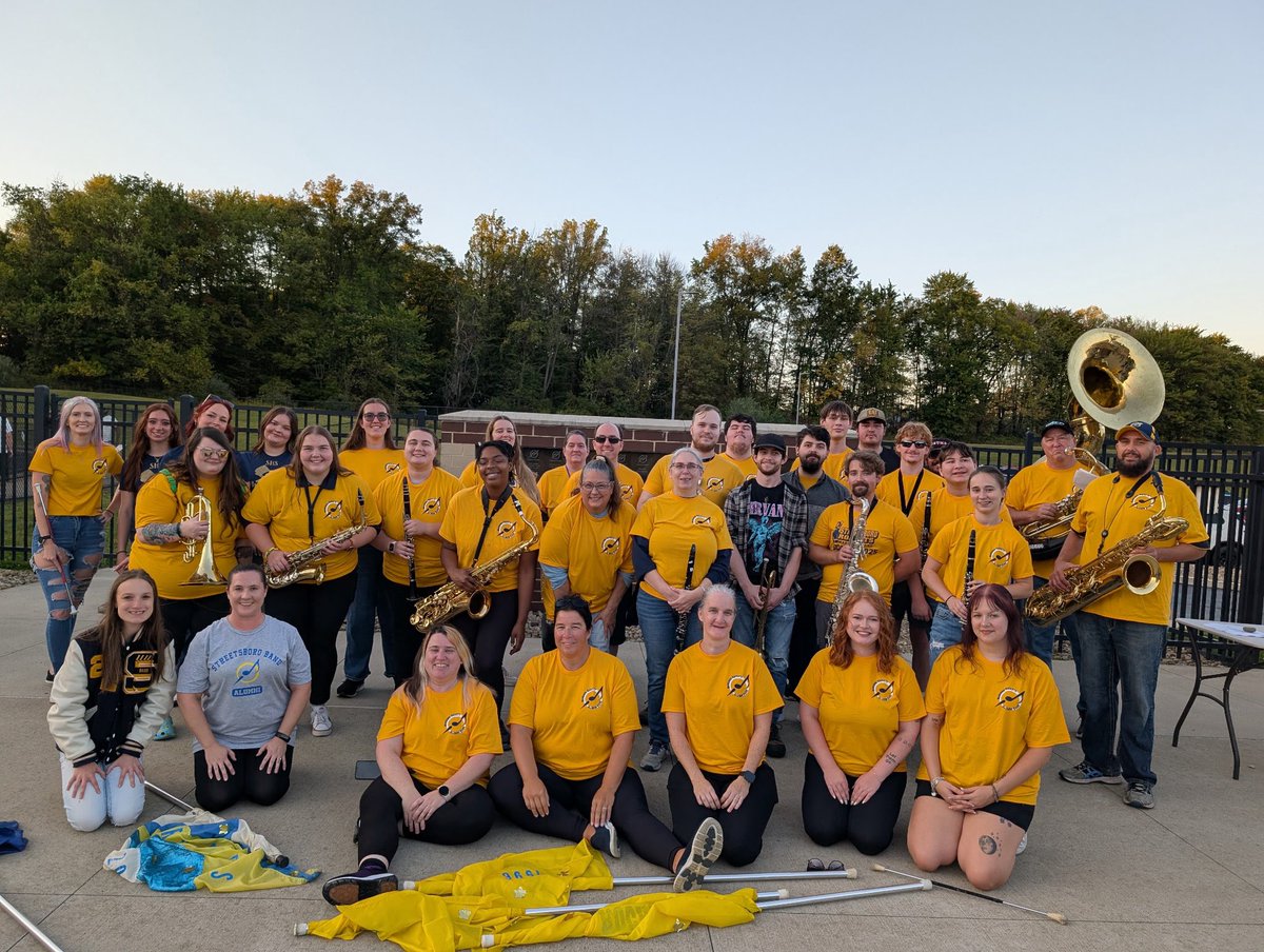 StreetsboroBand's tweet image. Congrats to our HS Band members and Alumnus who joined us last night!