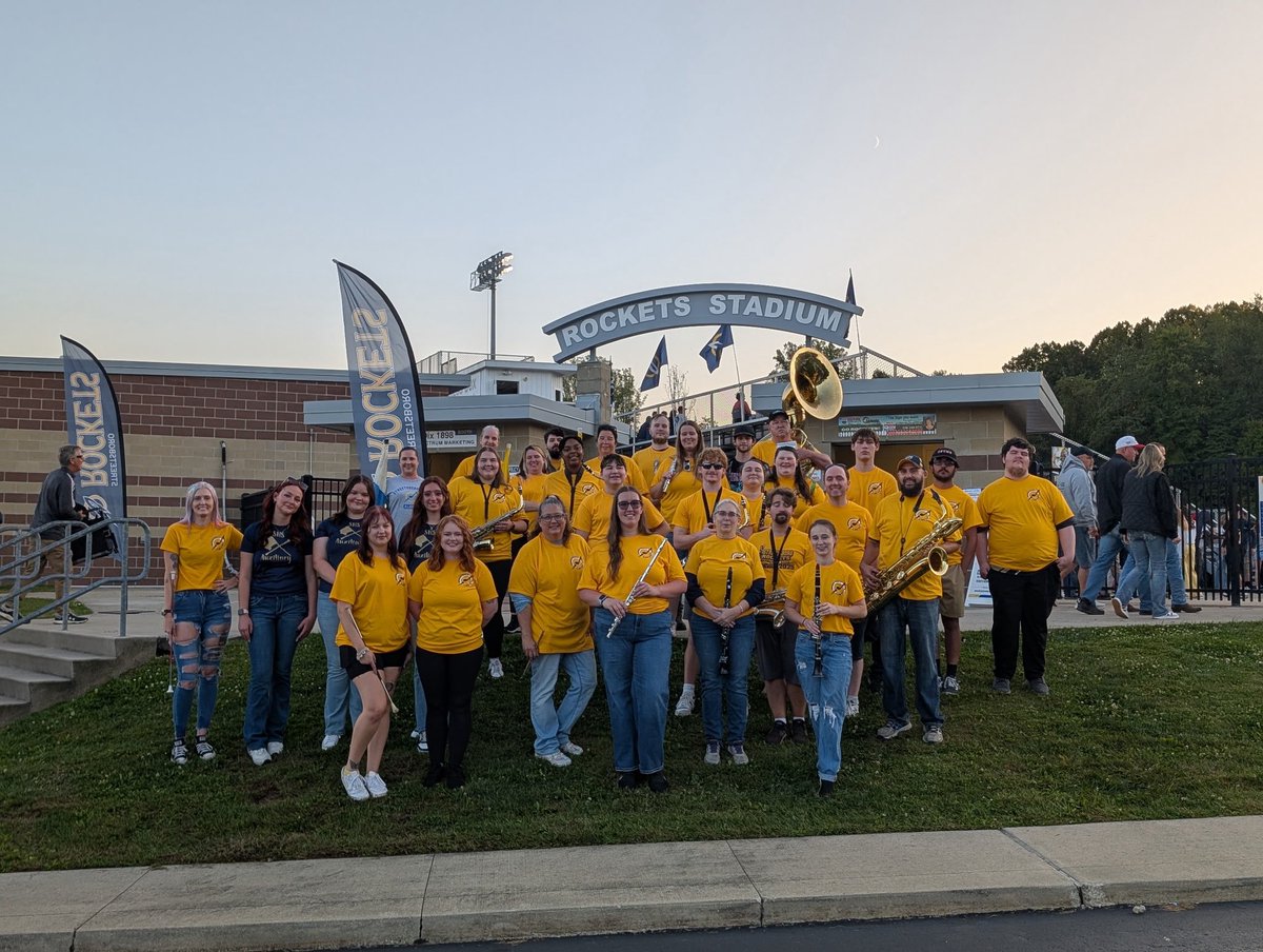 StreetsboroBand's tweet image. Congrats to our HS Band members and Alumnus who joined us last night!