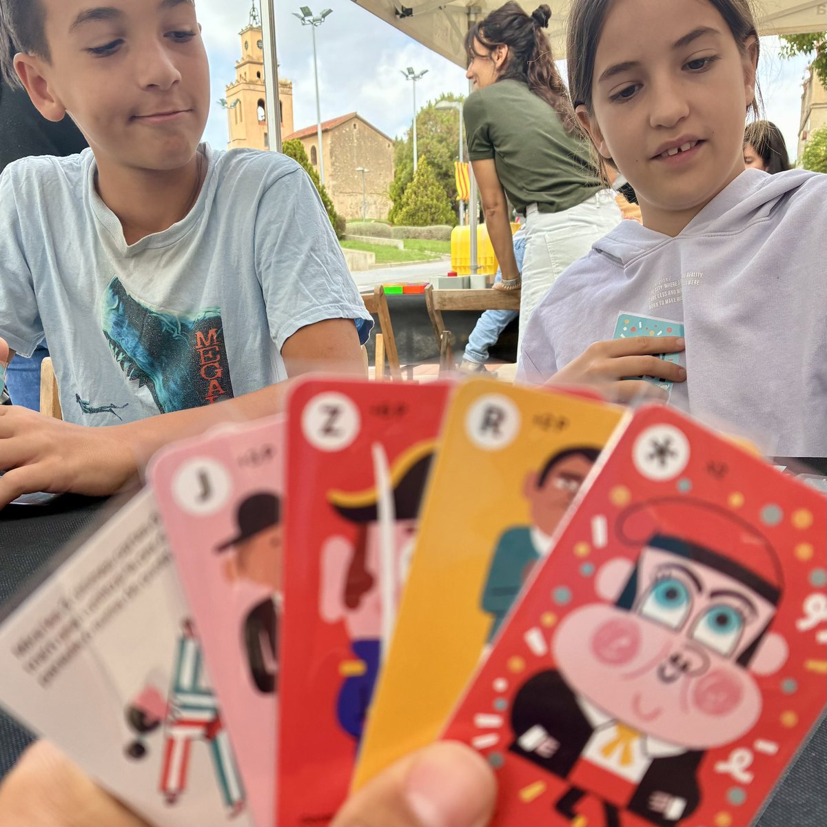 Avui juguarem al #jocNanCucut amb tots els qui us apropeu al <a href="/SQVJUGA/">SQVJuga</a> 🎲

#SantQuirze #JoJugo #JocsdeTaula
