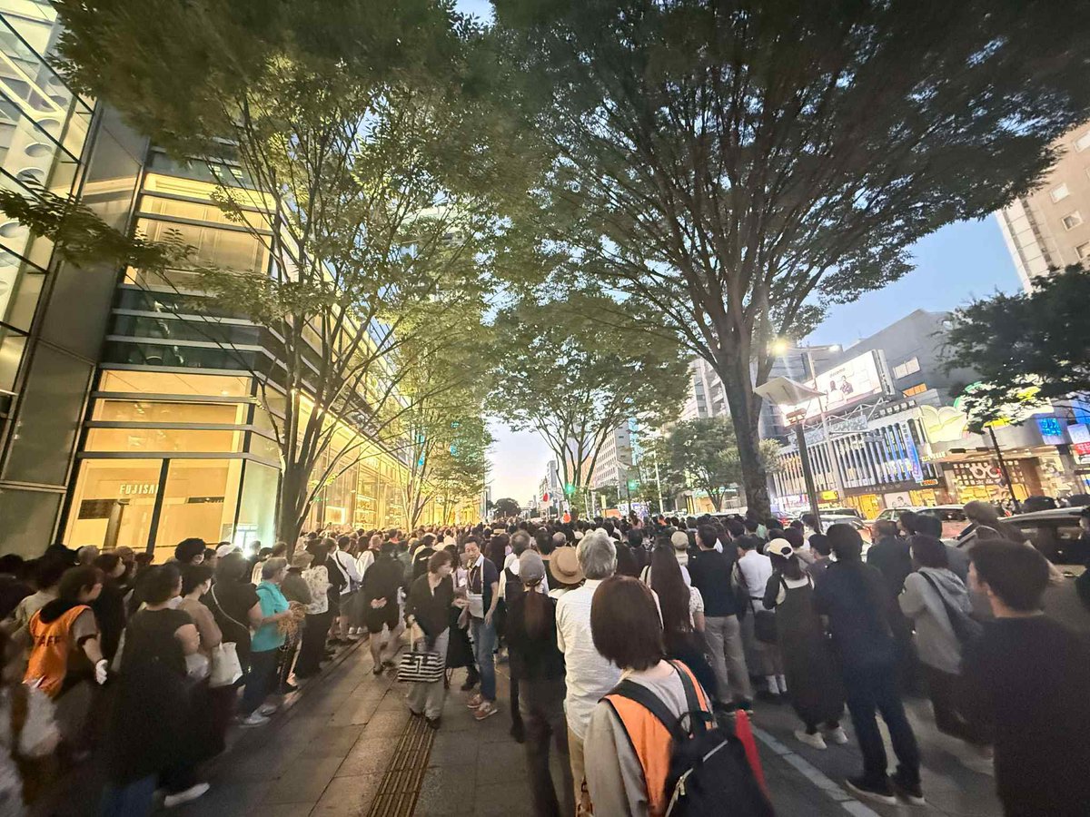 jinkamiya's tweet photo. 東京での政治塾の後は、
仙台まで行き、
和田政宗さんとの約束を
一つ果たしてきました。

https://t.co/vDBJY248Fk

メディアもたくさん来てくださり、
聴衆の熱量も高かったです。

仙台の滞在時間はわずか90分でしたが、
ずんだシェイクをご褒美にして
石川に帰ります！ https://t.co/QFDAGh4xdC