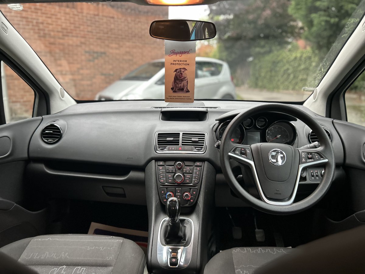 GREAT VALUE FAMILY TRANSPORT !!
VAUXHALL MERIVA 1.4 EXCLUSIVE MANUAL 5DR.
2012/12 PLATE +LOW MILES+FULL HISTORY+2 KEYS+
SUPERB CONDITION INSIDE AND OUT.
SMOOTH DRIVE WITH NO ISSUES.
FRESH SERVICE PLUS NEW MOT PLUS RAC WARRANTY.
OUR PRICE ONLY £3795