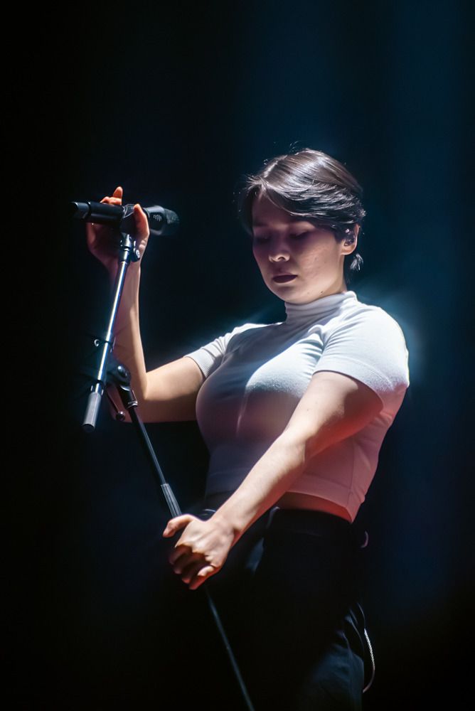 dailymitski_'s tweet photo. happy 35th birthday to mitski miyawaki🤍🤍

#HappyBirthdayMitski https://t.co/IiRUKzEbHa