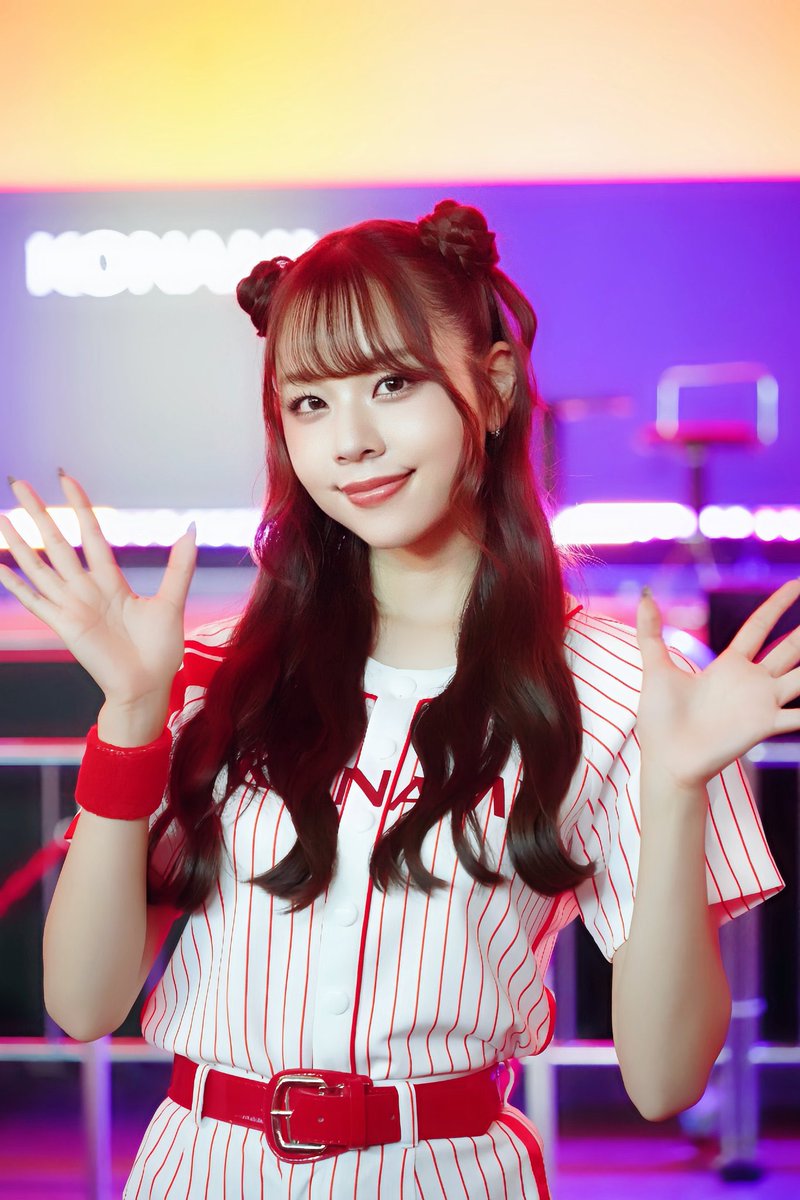 まゆゆさま 専用ページ 1円スタート】 渡辺麻友 写真集 ☆ まゆゆ ☆ item details