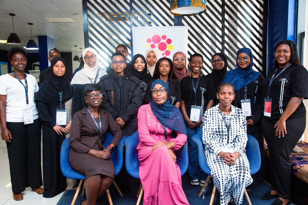 emai_conference's tweet photo. 🌟 Women in AI – EMAI 2025 🚀

This morning, inspiring women shared their journeys in Data Science &amp; AI! From discovering passions in university clubs to building Data Safari, they highlighted:

💡 Pursue your passion
💡 Focus &amp; choose your path

Passion + persistence = success! https://t.co/ZqjS4RZhor
